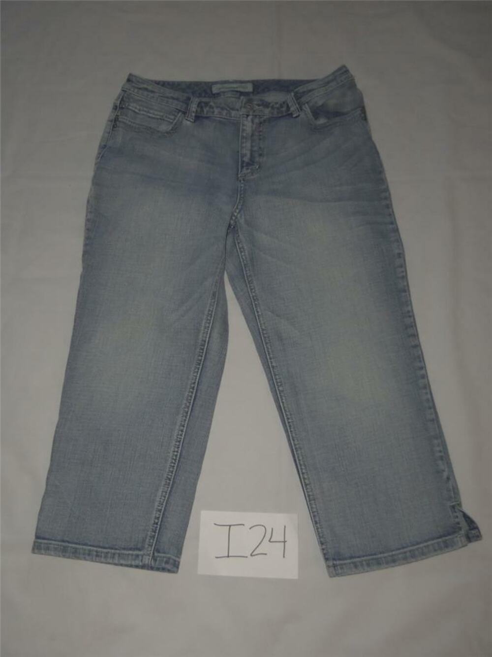 Chicos Design Blue Jeans Capris Size 1 Womens -1012I24